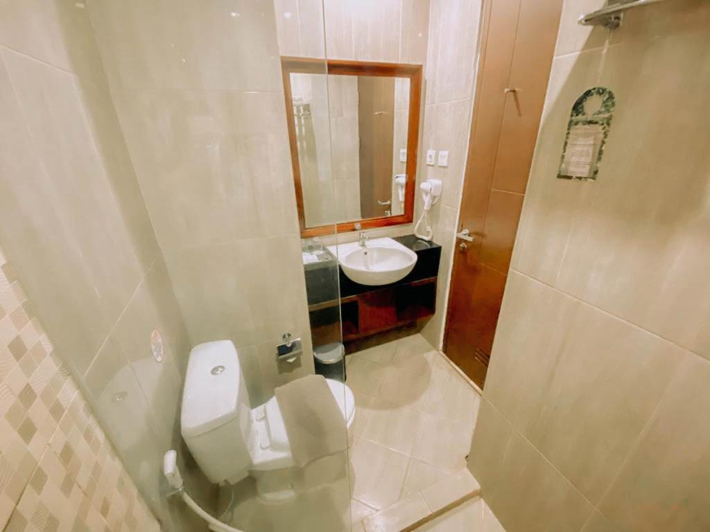 แซฟไฟร์ สกาย ลักซัวรี โฮเต็ล Hotel เซอร์ปง ภายนอก รูปภาพ
