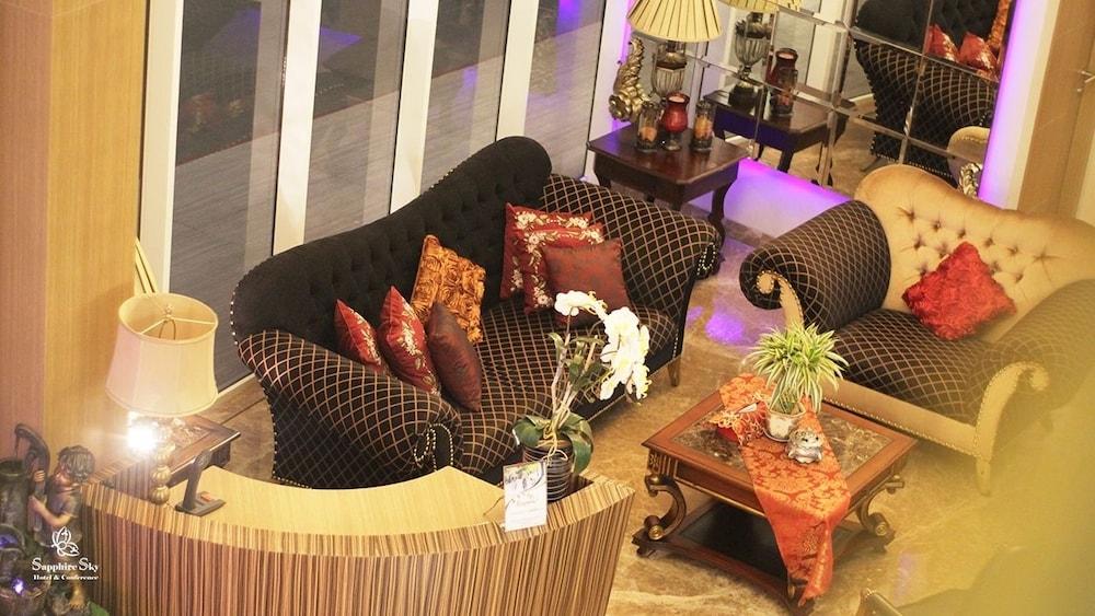 แซฟไฟร์ สกาย ลักซัวรี โฮเต็ล Hotel เซอร์ปง ภายนอก รูปภาพ
