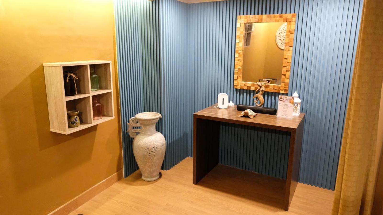 แซฟไฟร์ สกาย ลักซัวรี โฮเต็ล Hotel เซอร์ปง ภายนอก รูปภาพ
